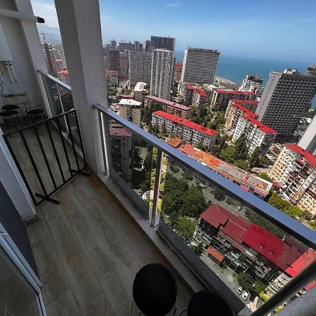 27 Floor Apartments Batumi Exterior foto